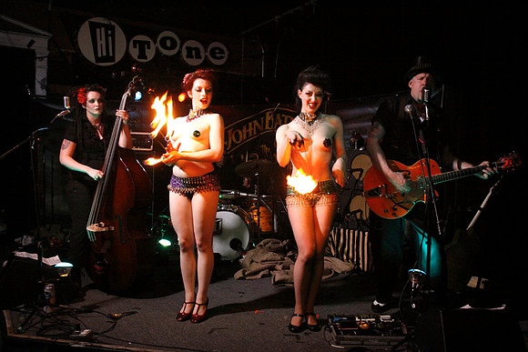 Big John Bates & the Voodoo Dollz