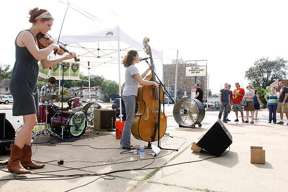 Rock for Love 4: Amy Lavere