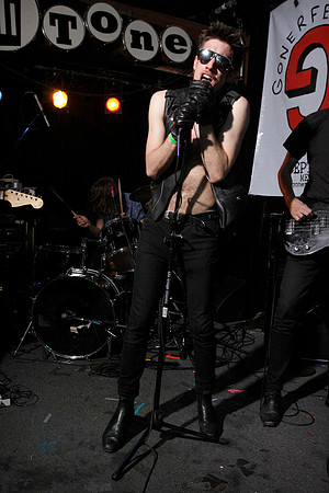Gonerfest 9: Slug Guts