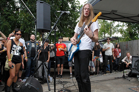 Gonerfest 9 : the Hussy