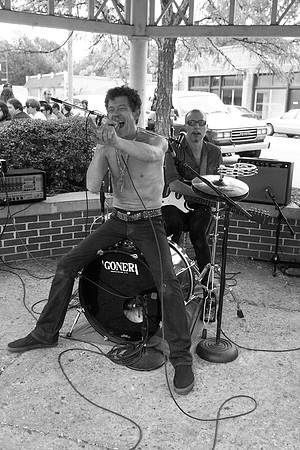 Gonerfest 8: the Jam Messengers