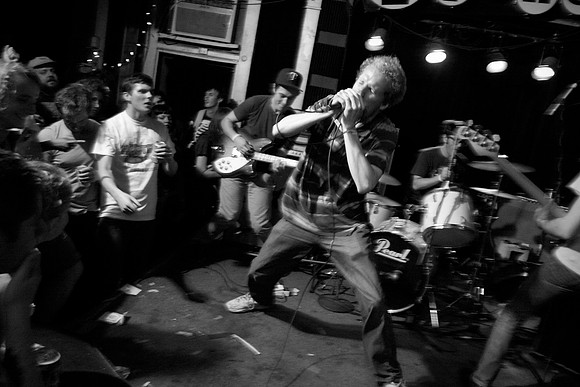 Gonerfest 8: Royal Headache