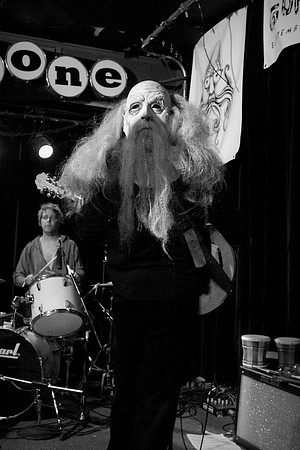 Gonerefest 8: The (Aqua)Fuzz