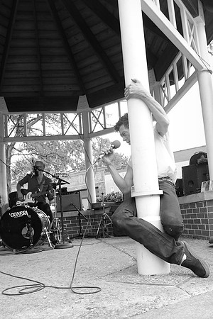 Gonerfest 8: the Jam Messengers