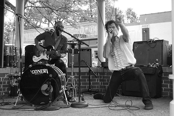 Gonerfest 8: the Jam Messengers