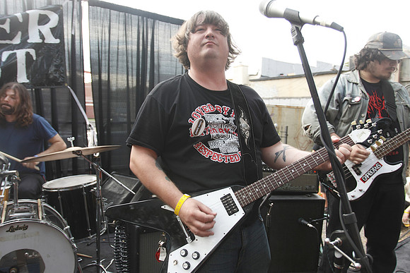 Gonerfest 8: King Louie's Missing Monuments