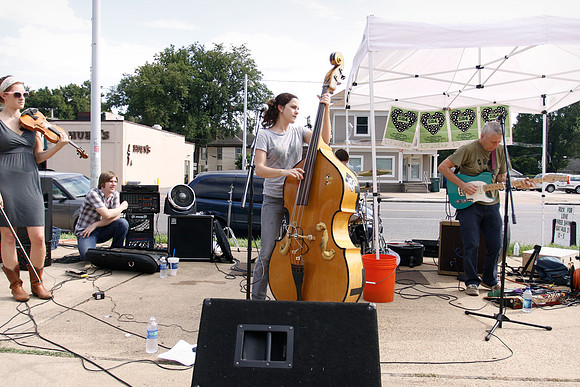 Rock for Love 4: Amy Lavere