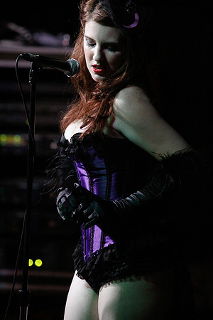 Vivi Darling