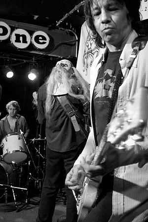 Gonerefest 8: The (Aqua)Fuzz