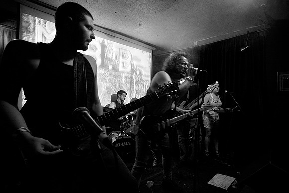 Mac Blackout Band